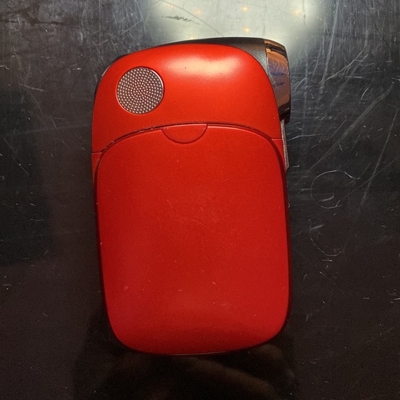 Small compact great for spying digital video recorder. A camcorder if you will. - Picture 2 of 8